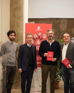 (Da destra) Jacopo Conti (Ambiente Italia), Stefano Ciafani (Presidente Legambiente), Franco Iasanelli (Sindaco di Trento) e Mirko Laurenti (Responsabile Ufficio Scientifico Ecosistema Urbano)
